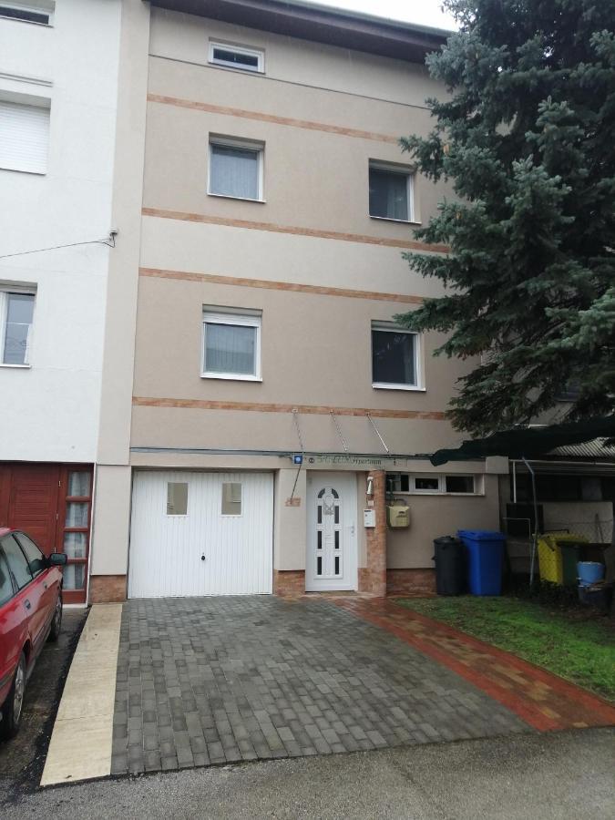 Lux Apartman Balatonfüred Esterno foto
