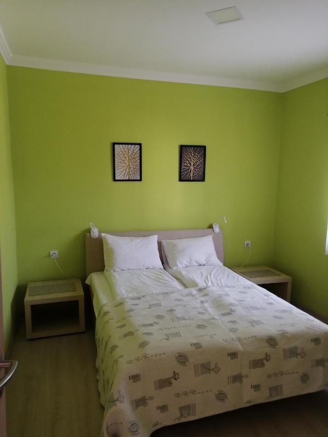 Lux Apartman Balatonfüred Esterno foto