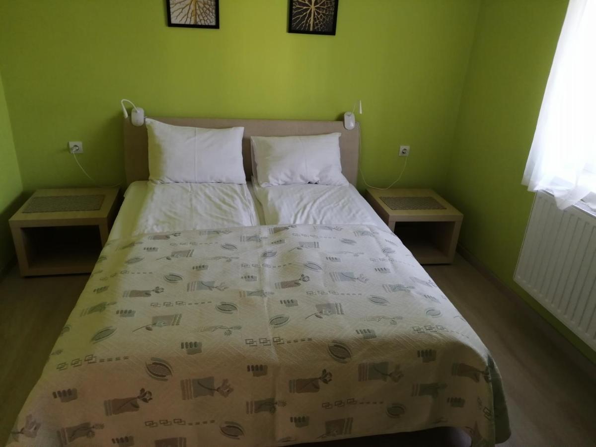 Lux Apartman Balatonfüred Esterno foto